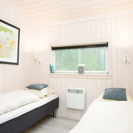 Familienlodge Fuer 10 Personen Mit Sauna بيت للعطل *