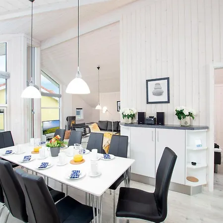 بيت للعطل Familienlodge Fuer 10 Personen Mit Sauna